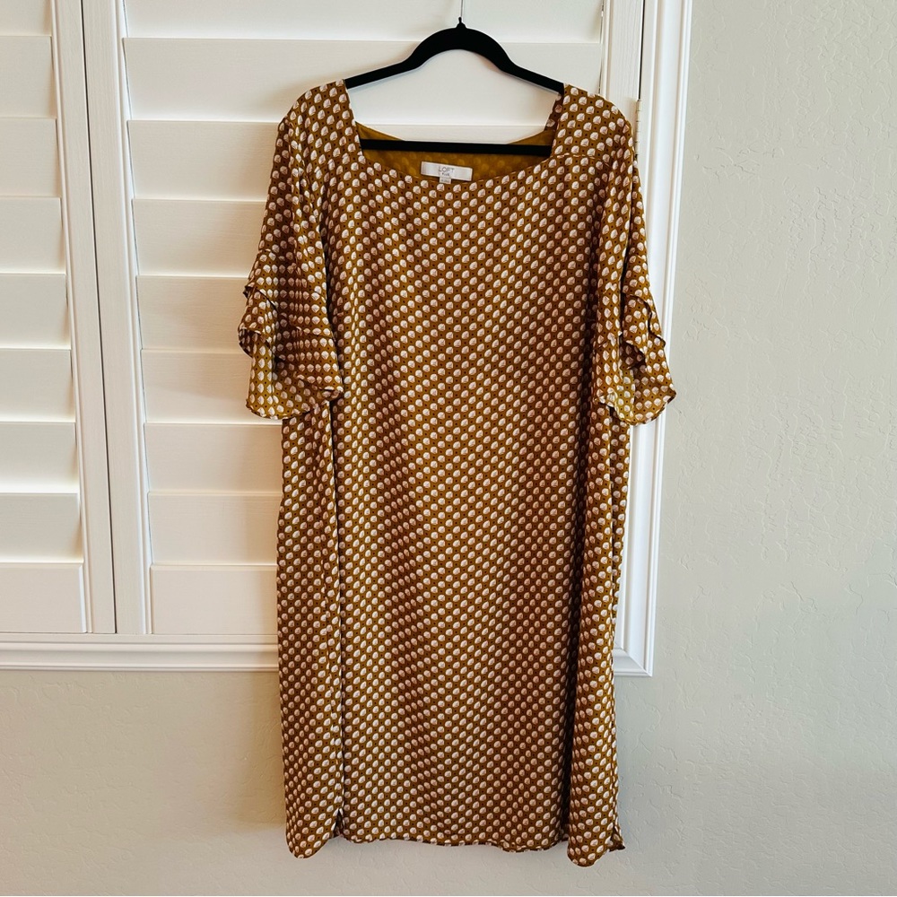 LOFT Plus Size 20 Polka Dot Shift Dress in Mustard